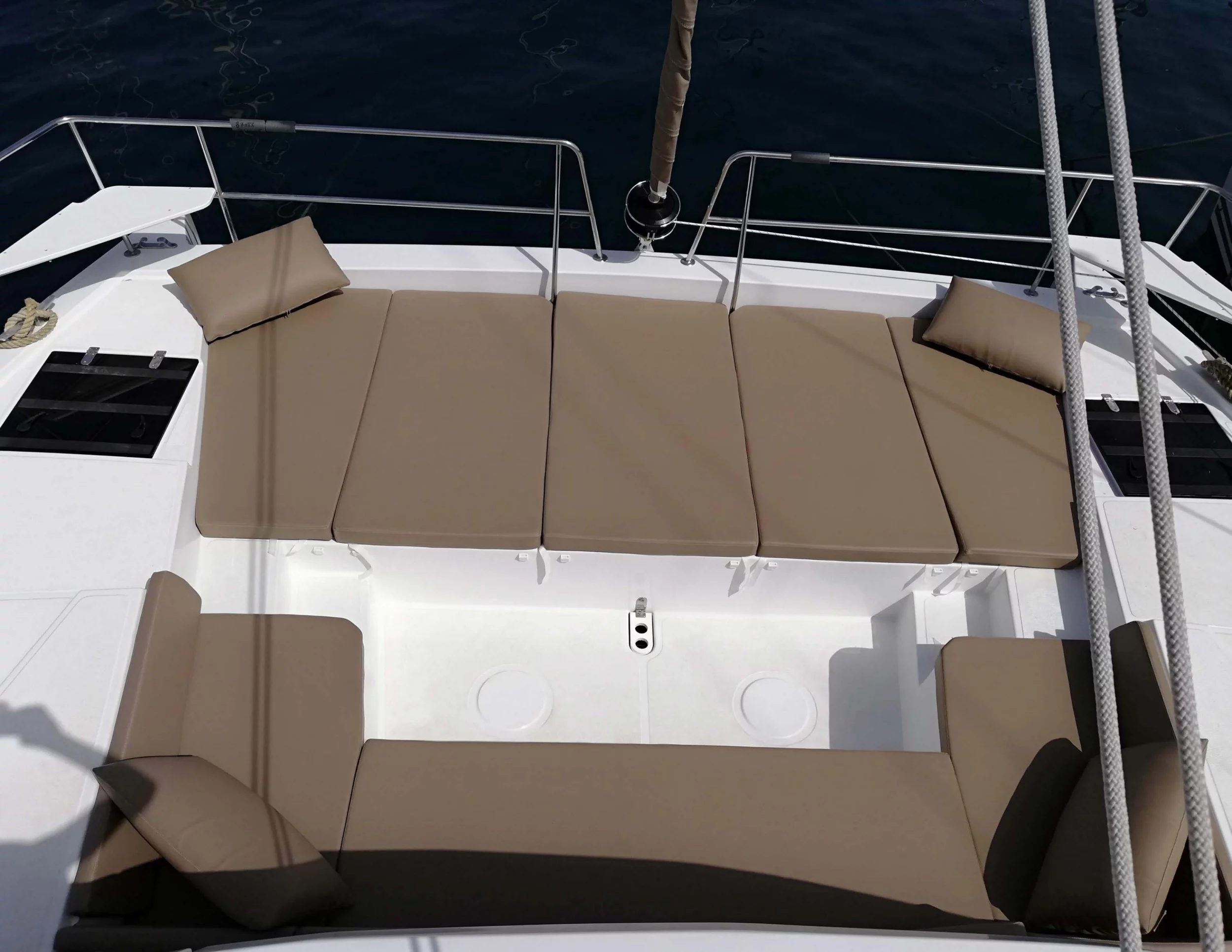 Bali 4.1 - 4 cab. (ECONOMY)  - 2