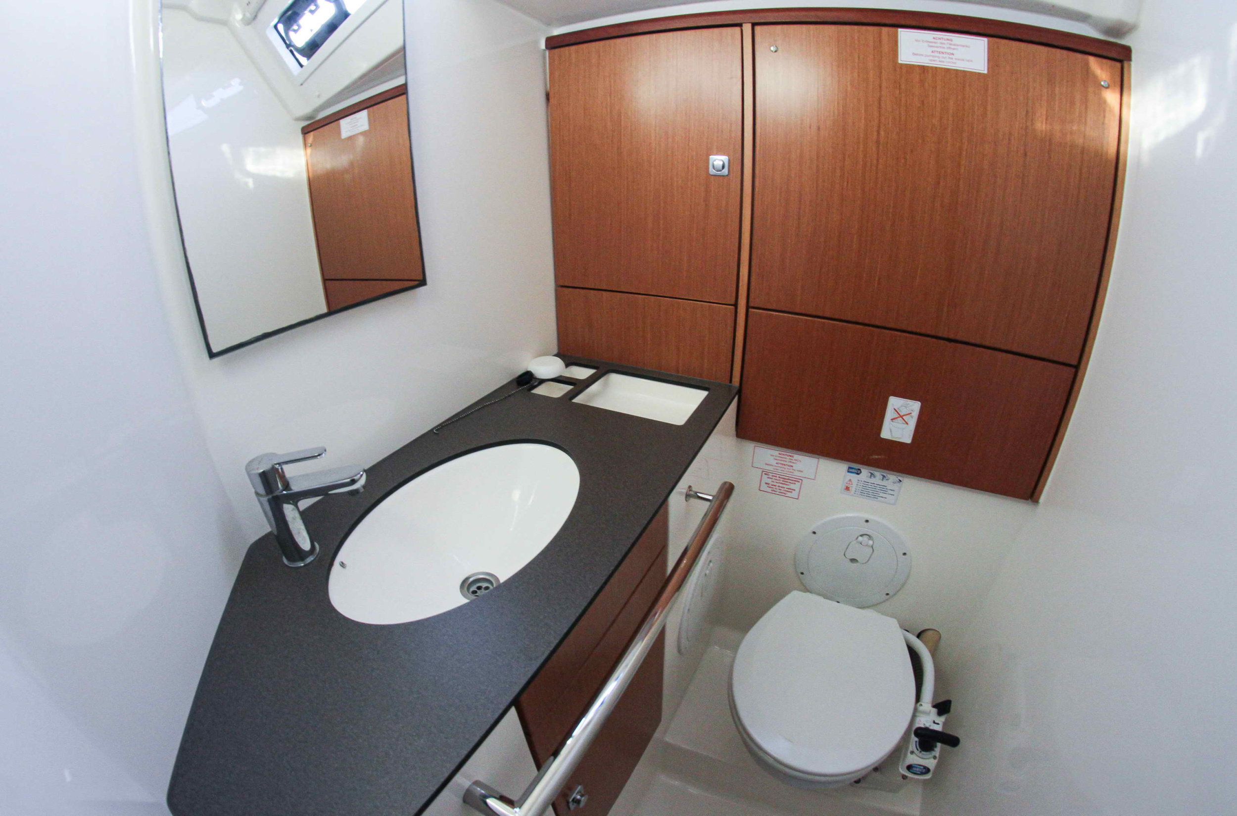 Photo #16 - Bavaria Cruiser 46 - 4 cab. (ECONOMY) en Portisco - 39999