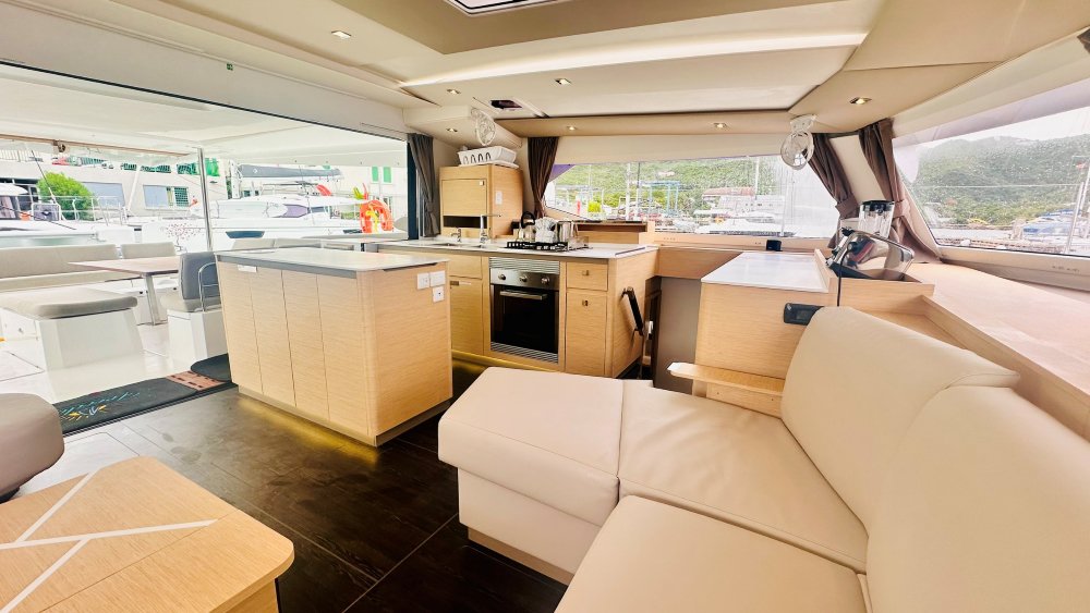Photo #17 - Fountaine Pajot Aura 51 - 5 + 1 cab. (Freedom) in Road Town - 40001