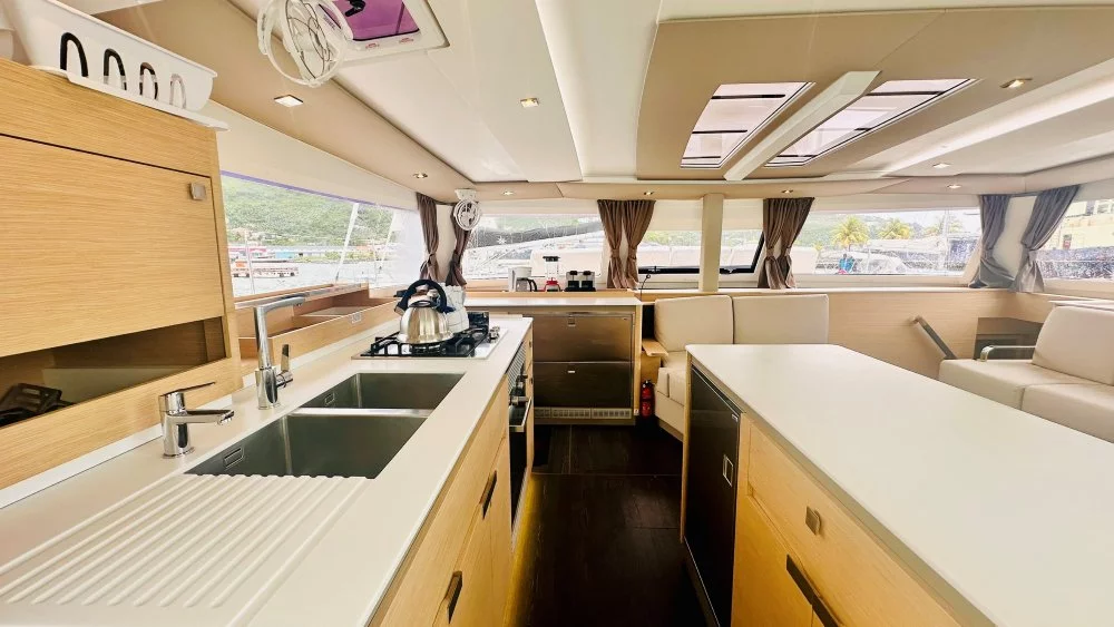 Fountaine Pajot Aura 51 - 5 + 1 cab. (Freedom)  - 18