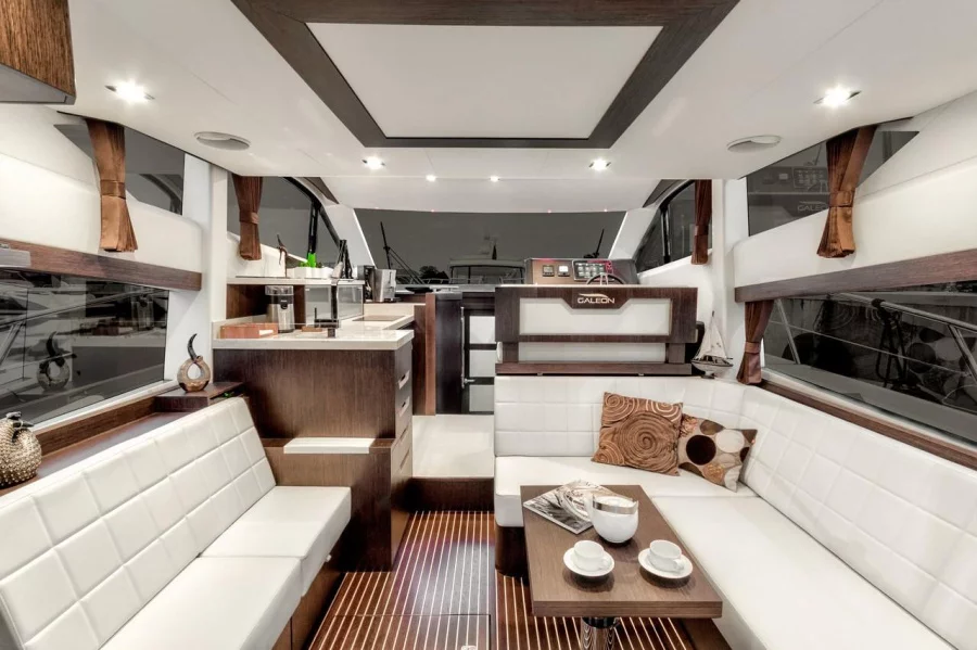 Galeon 420 Fly (Amber Blue)  - 19