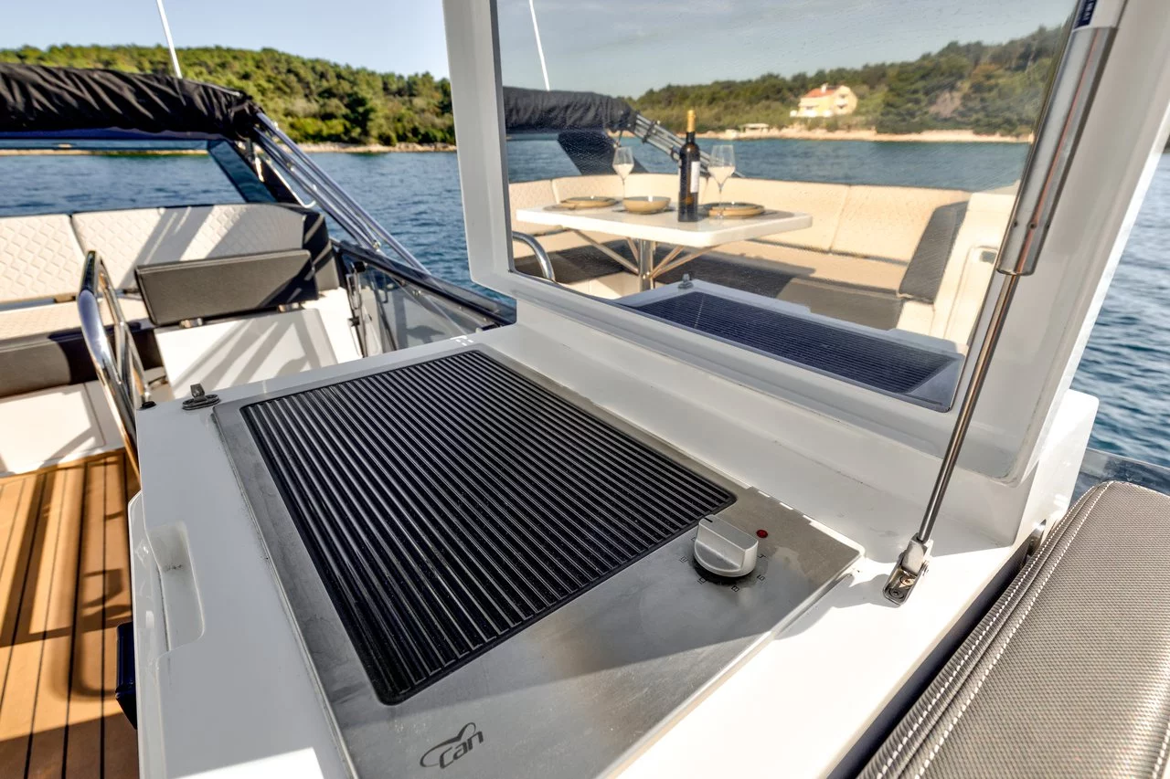 Galeon 420 Fly (Amber Blue)  - 30