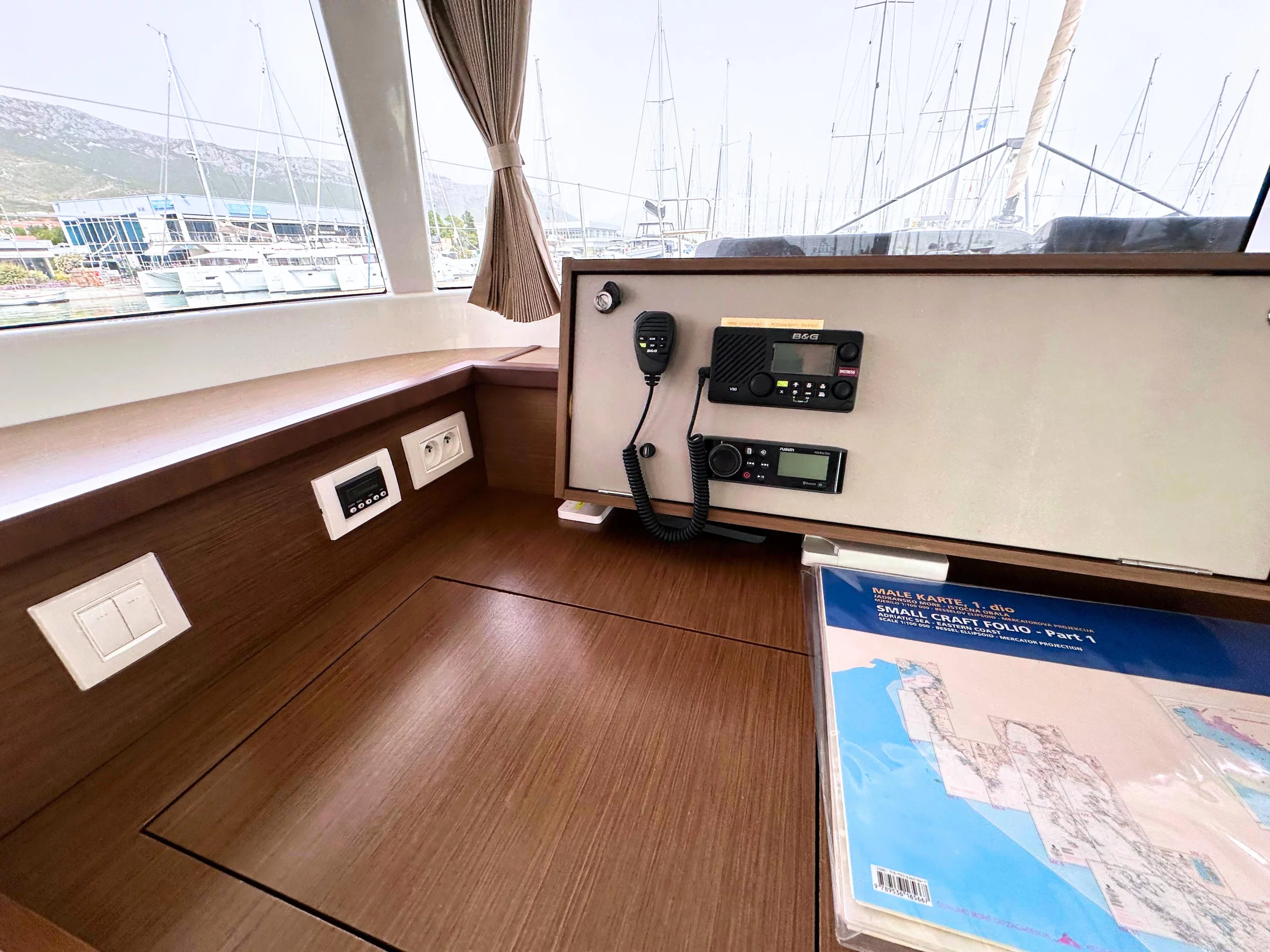 Lagoon 450 S - 4 + 2 cab. (Hanna 1)  - 20