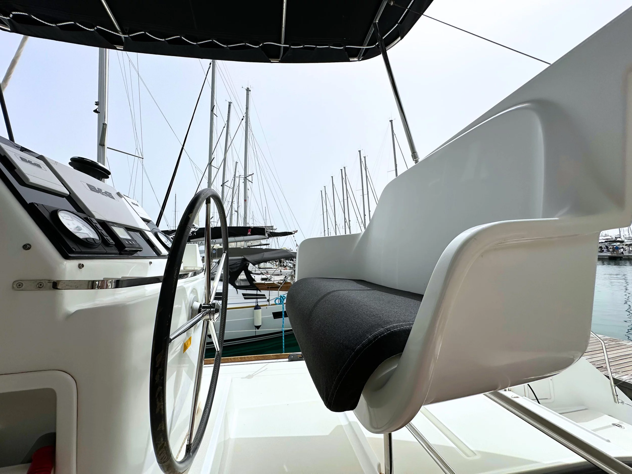 Lagoon 450 S - 4 + 2 cab. (Hanna 1)  - 21