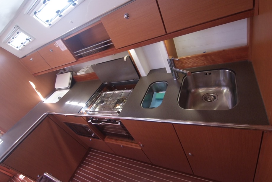 Photo #6 - Bavaria Cruiser 45 (Vihor) en Krk - 40069