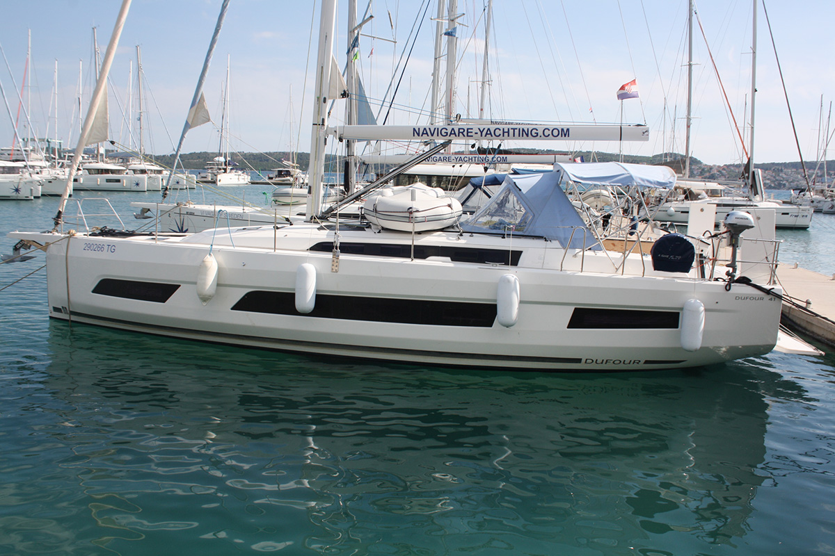 Photo #3 - Dufour 41 - 3 cab. (Curiosity) en Trogir - 40079