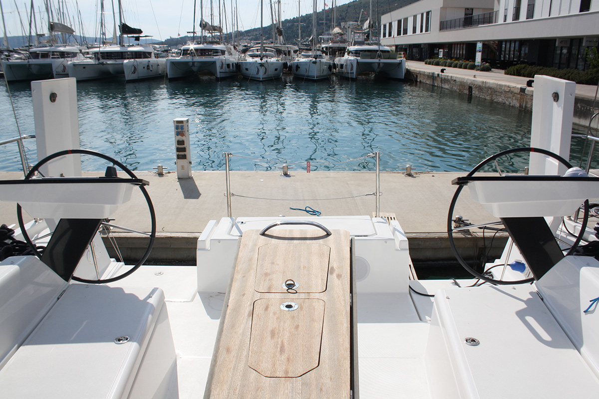 Photo #9 - Dufour 41 - 3 cab. (Curiosity) en Trogir - 40079