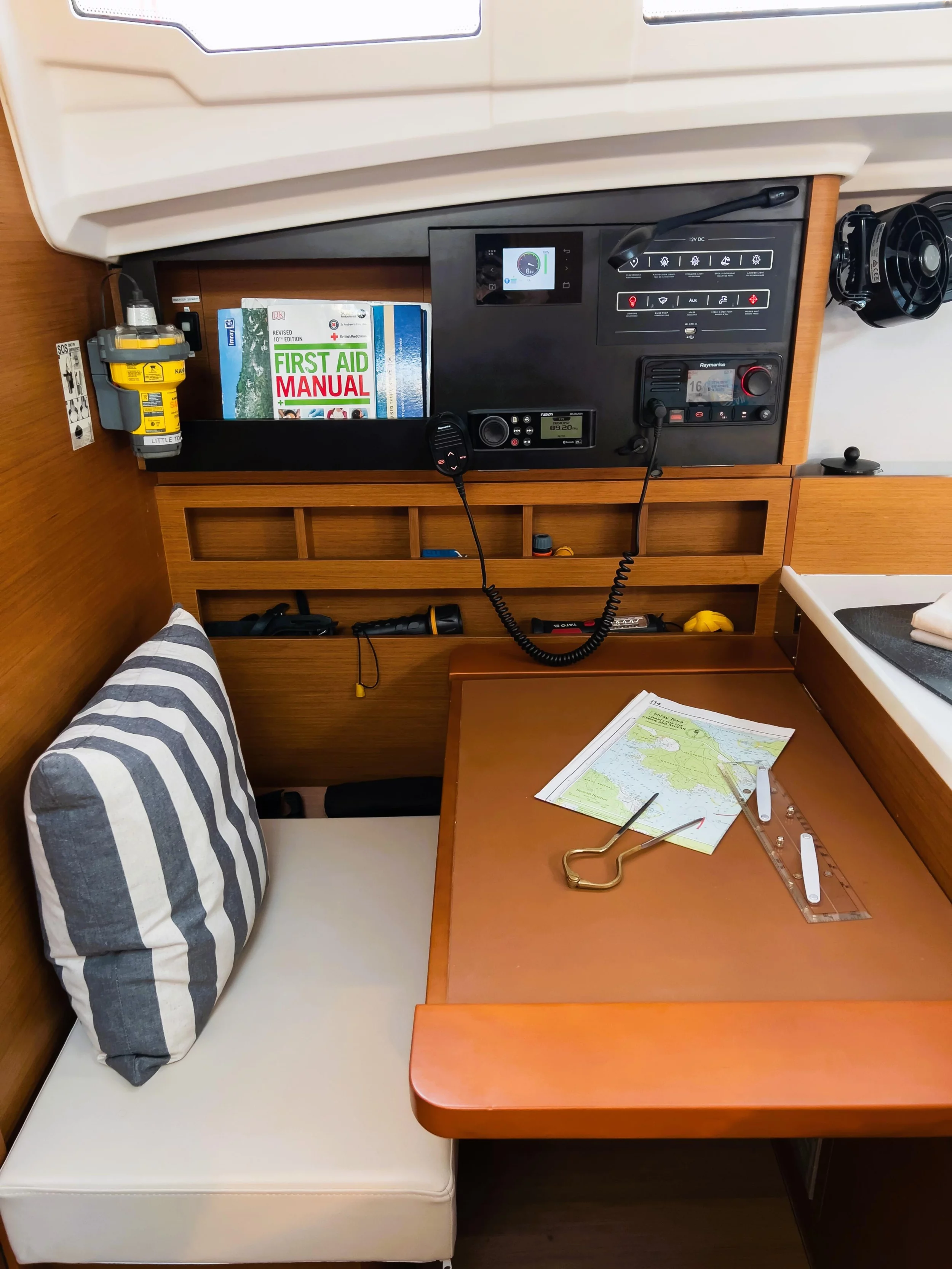 Sun Odyssey 410 - 3 cab. (Little Tony)  - 15
