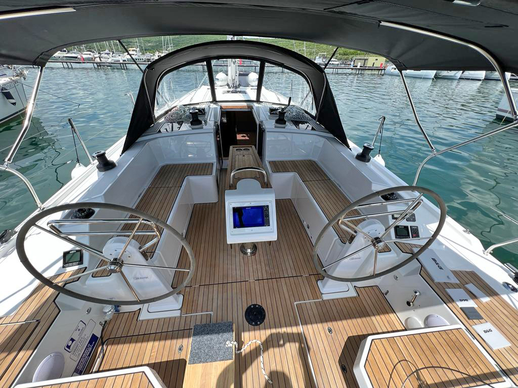 Photo #6 - Bavaria C42 (Palma) in Krk - 40111