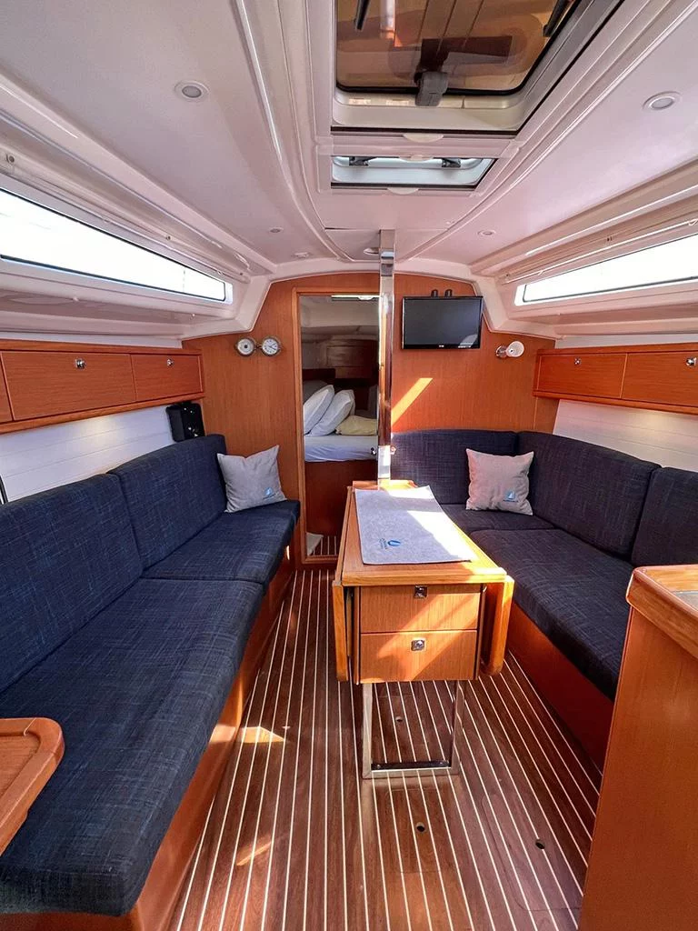 Bavaria Cruiser 33 (Pulenat)  - 20