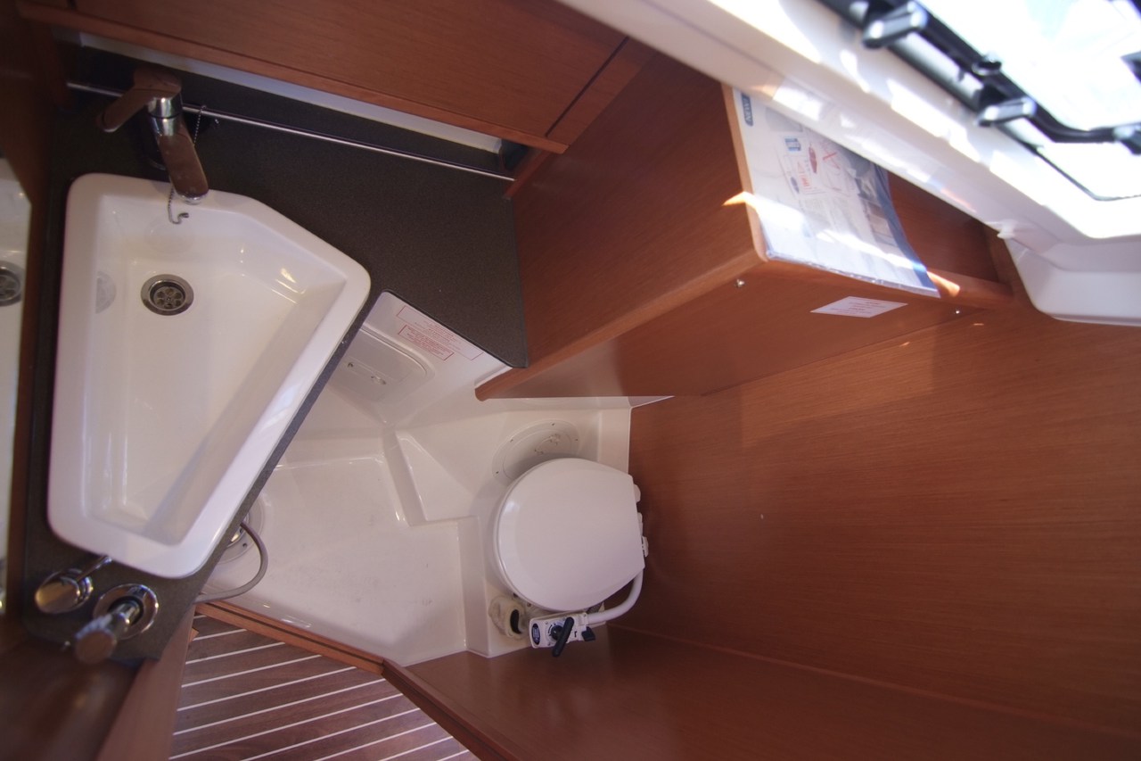 Photo #12 - Bavaria Cruiser 34 (Talassa) en Krk - 40115