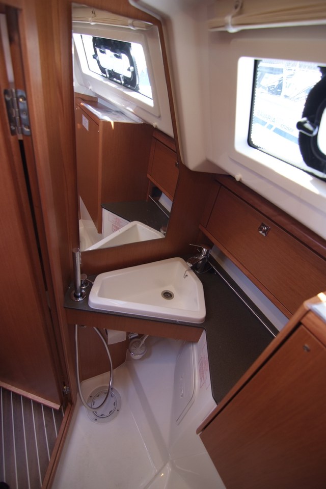 Photo #13 - Bavaria Cruiser 34 (Talassa) en Krk - 40115