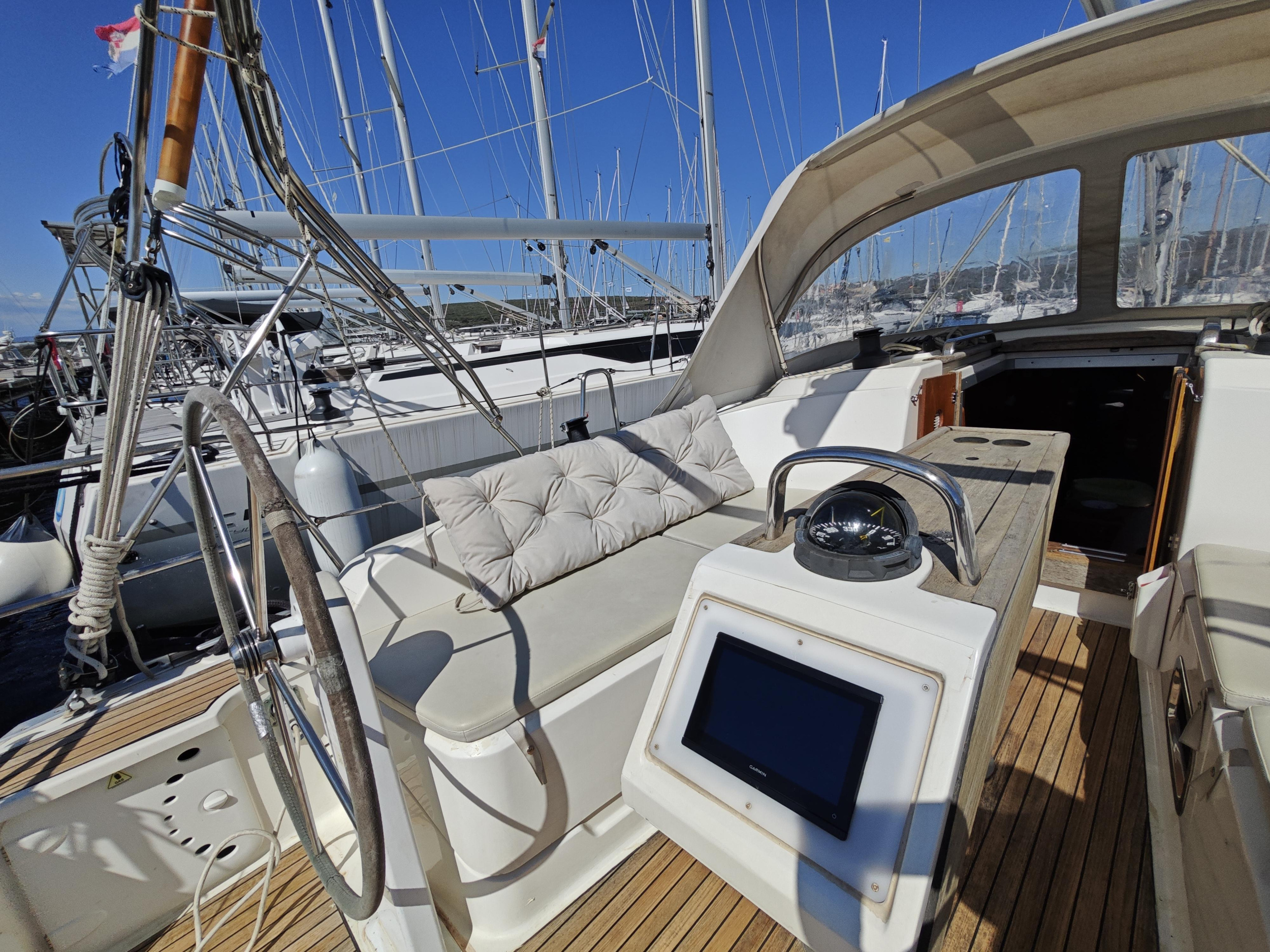 Photo #6 - Bavaria Cruiser 37 - 3 cab. (Jugo) in Krk - 40118