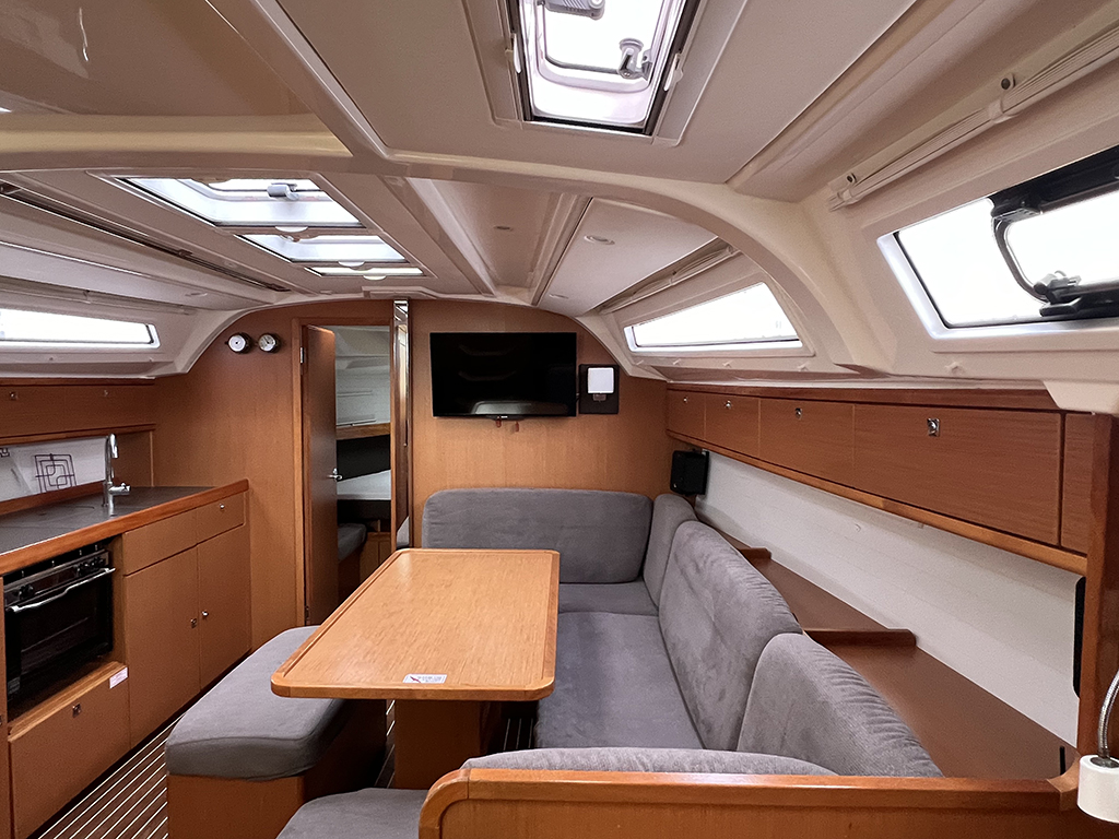 Photo #21 - Bavaria Cruiser 41 - 3 cab. (Levant) en Krk - 40120