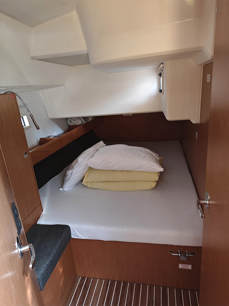 Photo #9 - Bavaria Cruiser 46 - 4 cab. (Sea Legend) en Krk - 40123