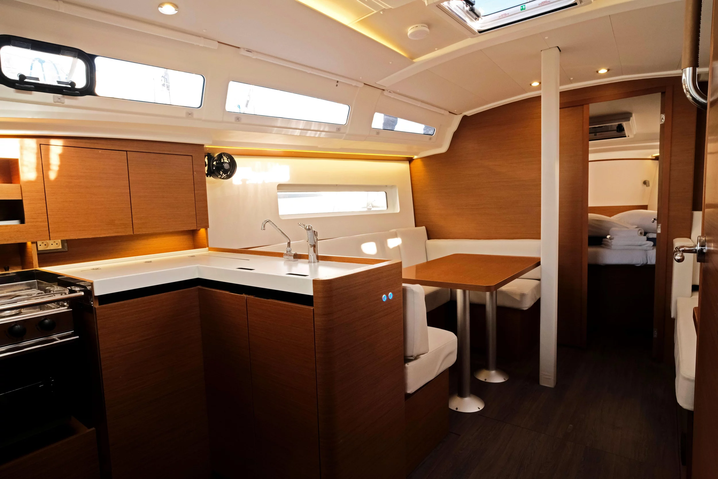 Sun Odyssey 380 (Sea Kiss)  - 21