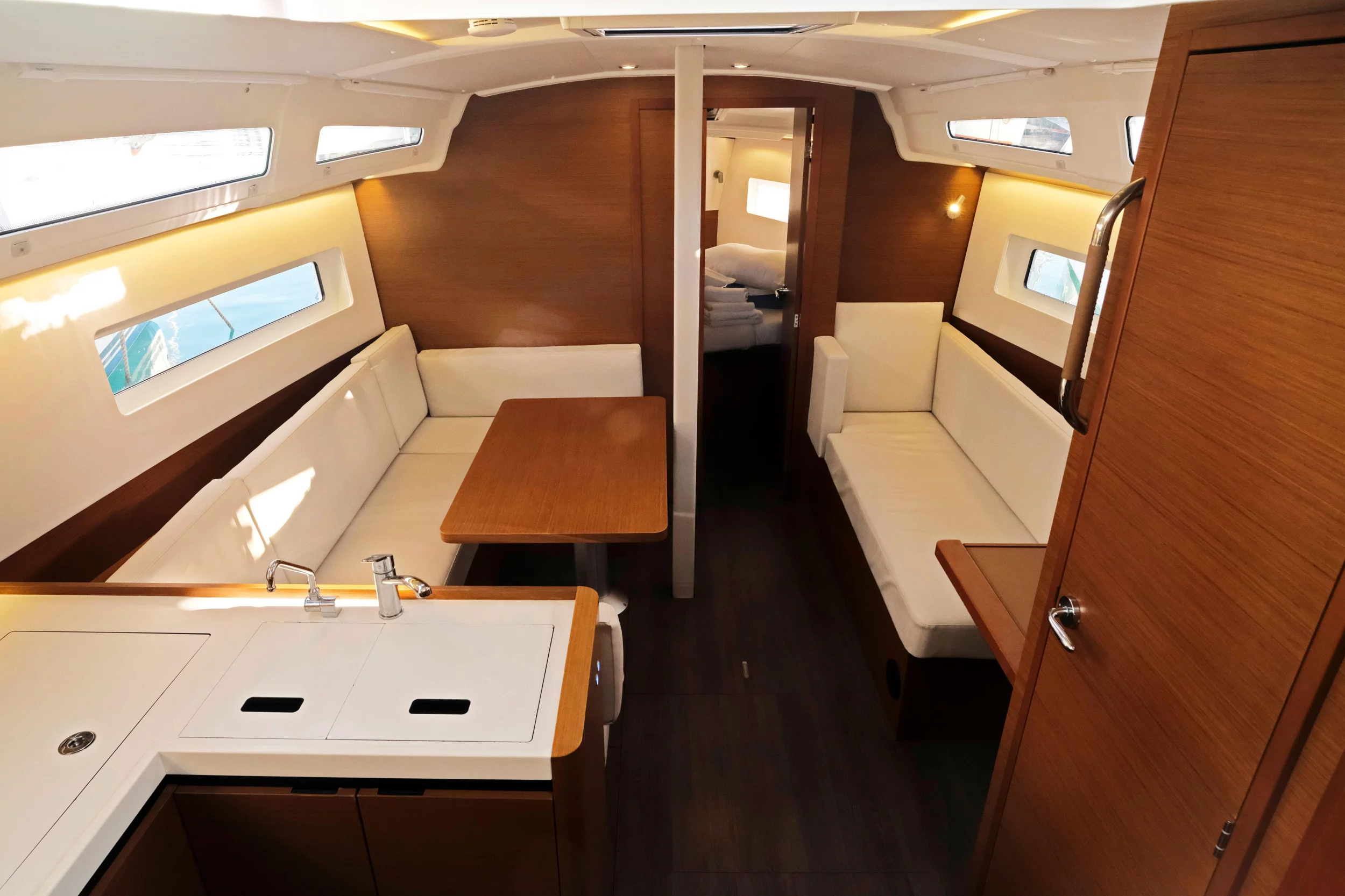 Sun Odyssey 380 (Sea Kiss)  - 15