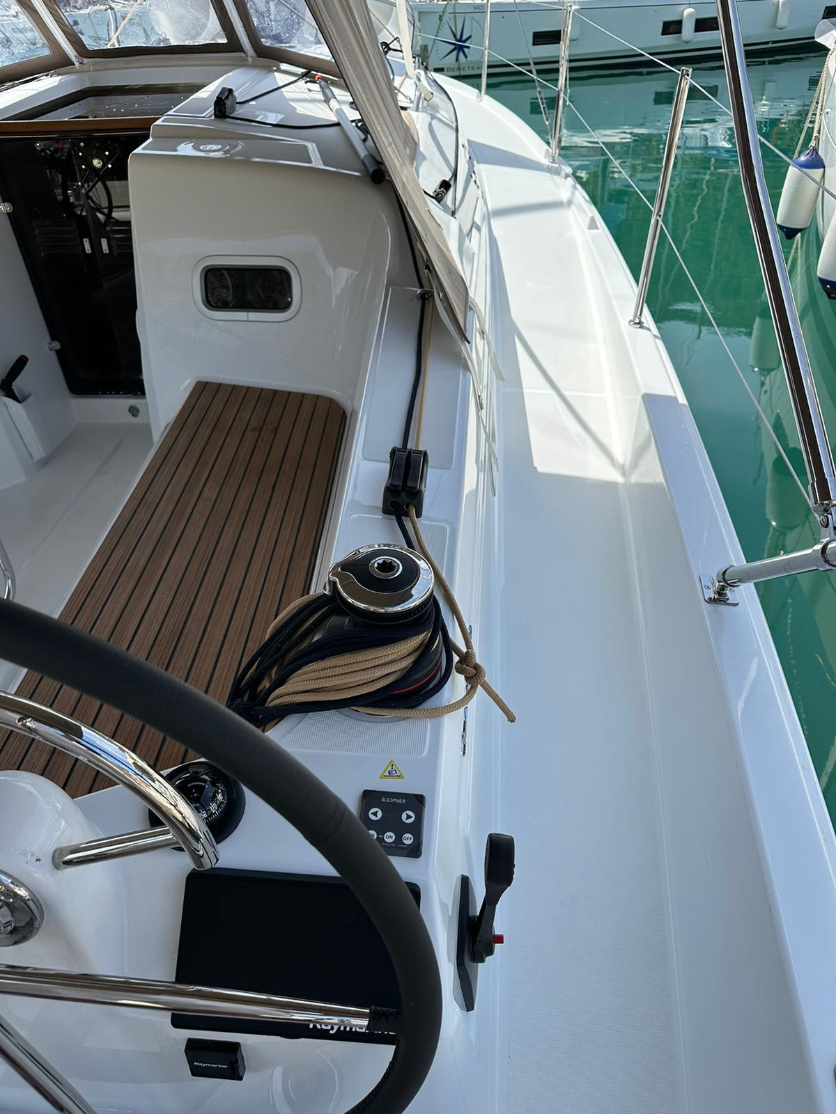 Photo #8 - Sun Odyssey 350 - 3 cab. (Star Kiss) in Dubrovnik - 40183