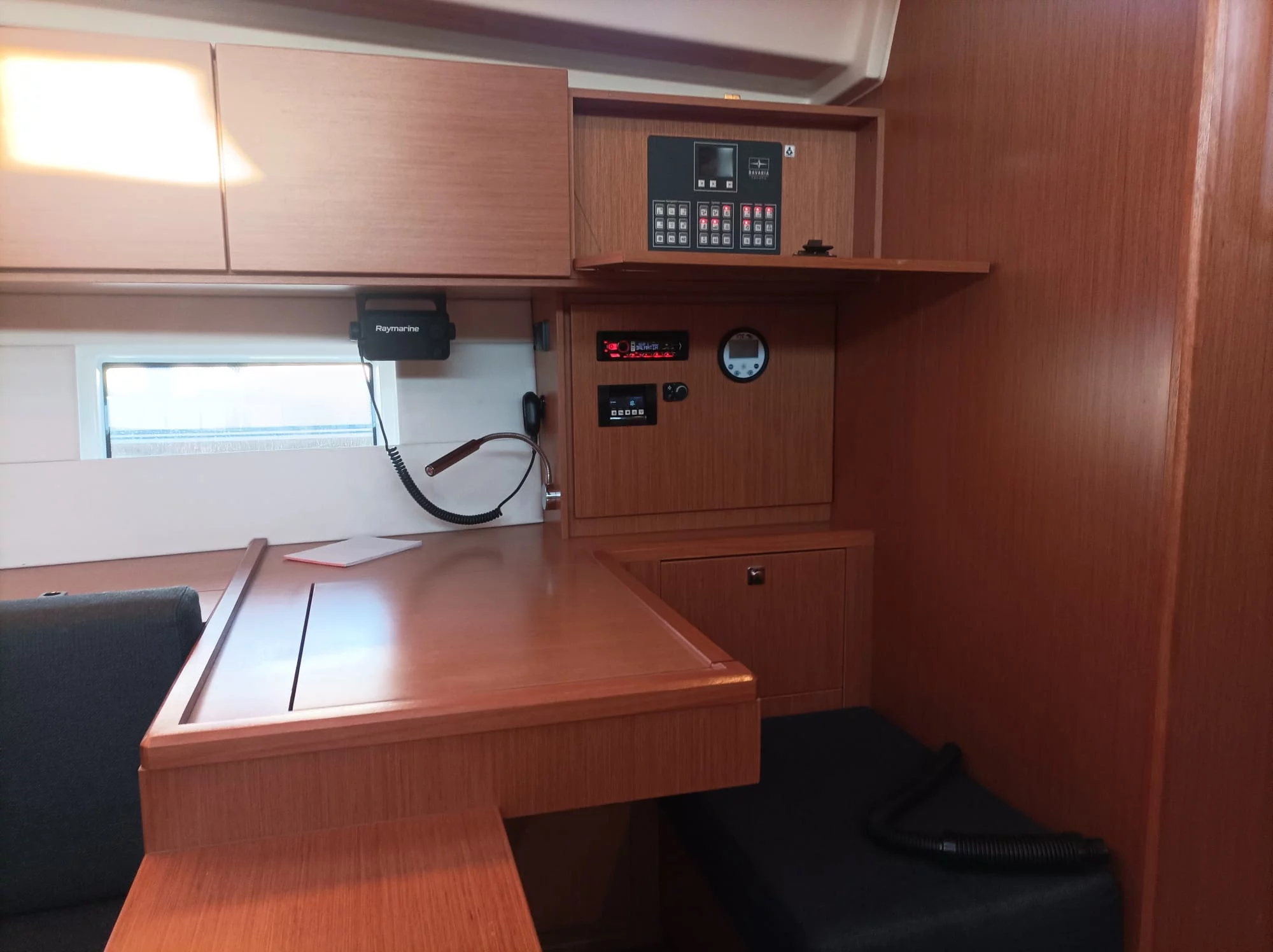 Bavaria C50 - 5 + 1 cab. (Roza Deflores 2)  - 17