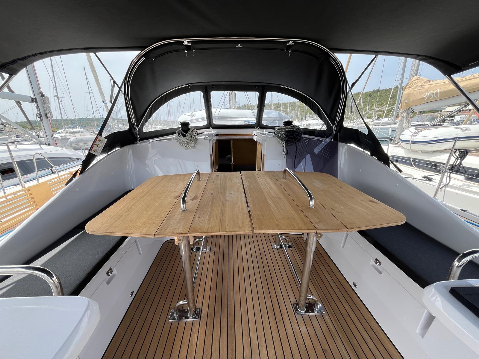 Photo #6 - Elan Impression 45 - 3 cab. (Ollie) in Primosten - 40223