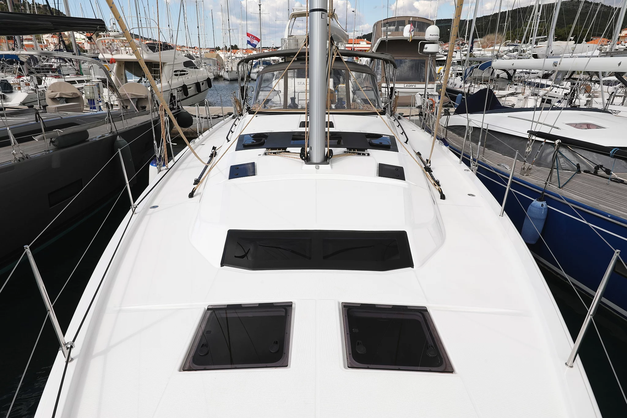 Dufour 470 - 4 cab. (Blue moon)  - 22