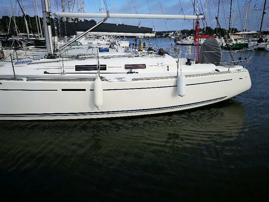 Photo #4 - Dufour 34 - 3 cab. (Bonchamps) in La Rochelle - 40287