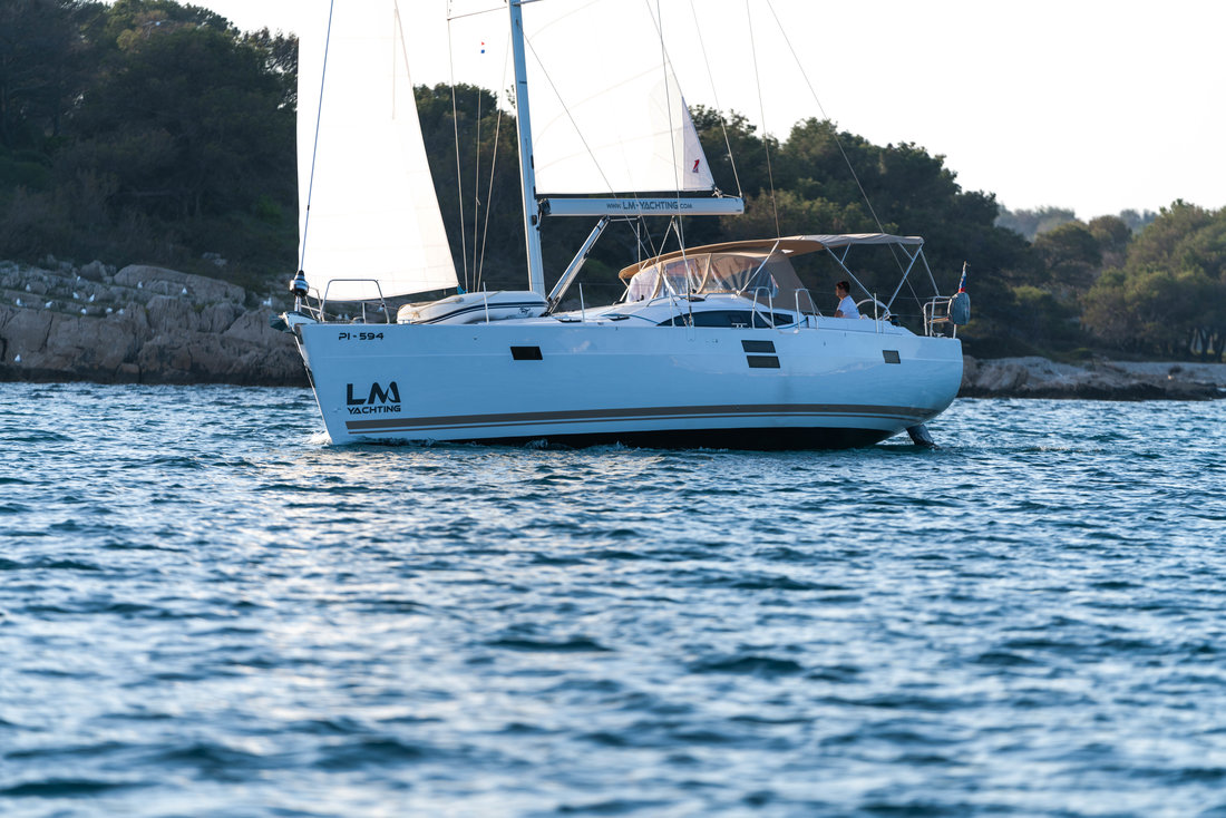 Photo #17 - Elan Impression 50 - 5 + 1 cab. (Escape II) in Biograd - 40326