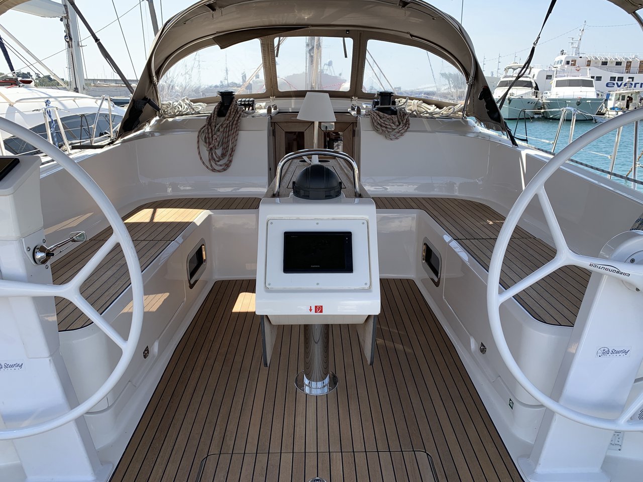 Photo #5 - Bavaria Cruiser 46 - 4 cab. (Oceanos) in Lavrion - 40369