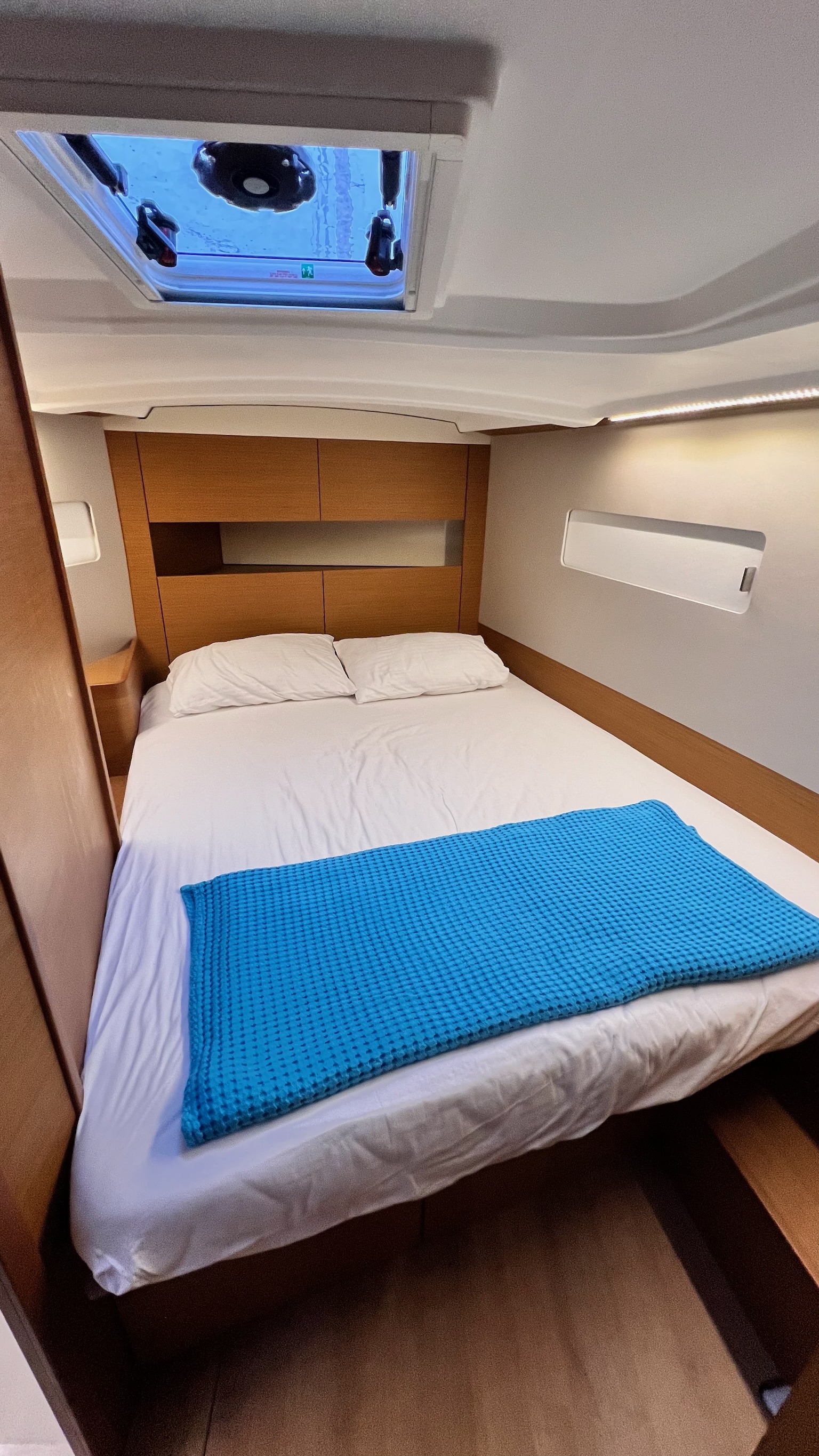 Photo #13 - Sun Odyssey 410 - 3 cab. (Pelora) in Marmaris - 40392