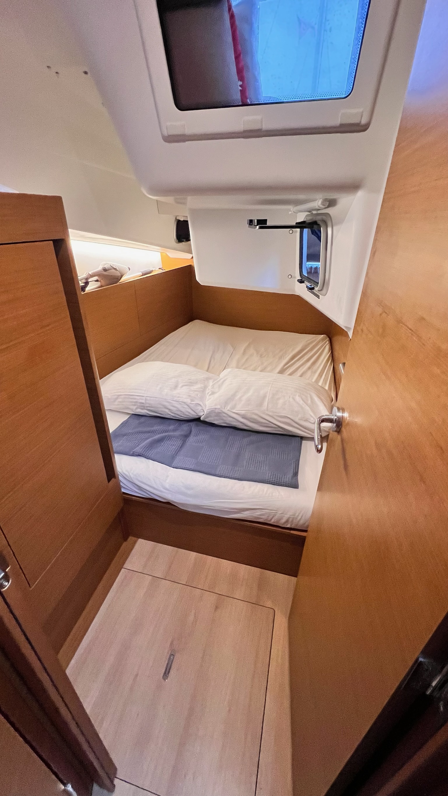 Photo #14 - Sun Odyssey 410 - 3 cab. (Pelora) in Marmaris - 40392