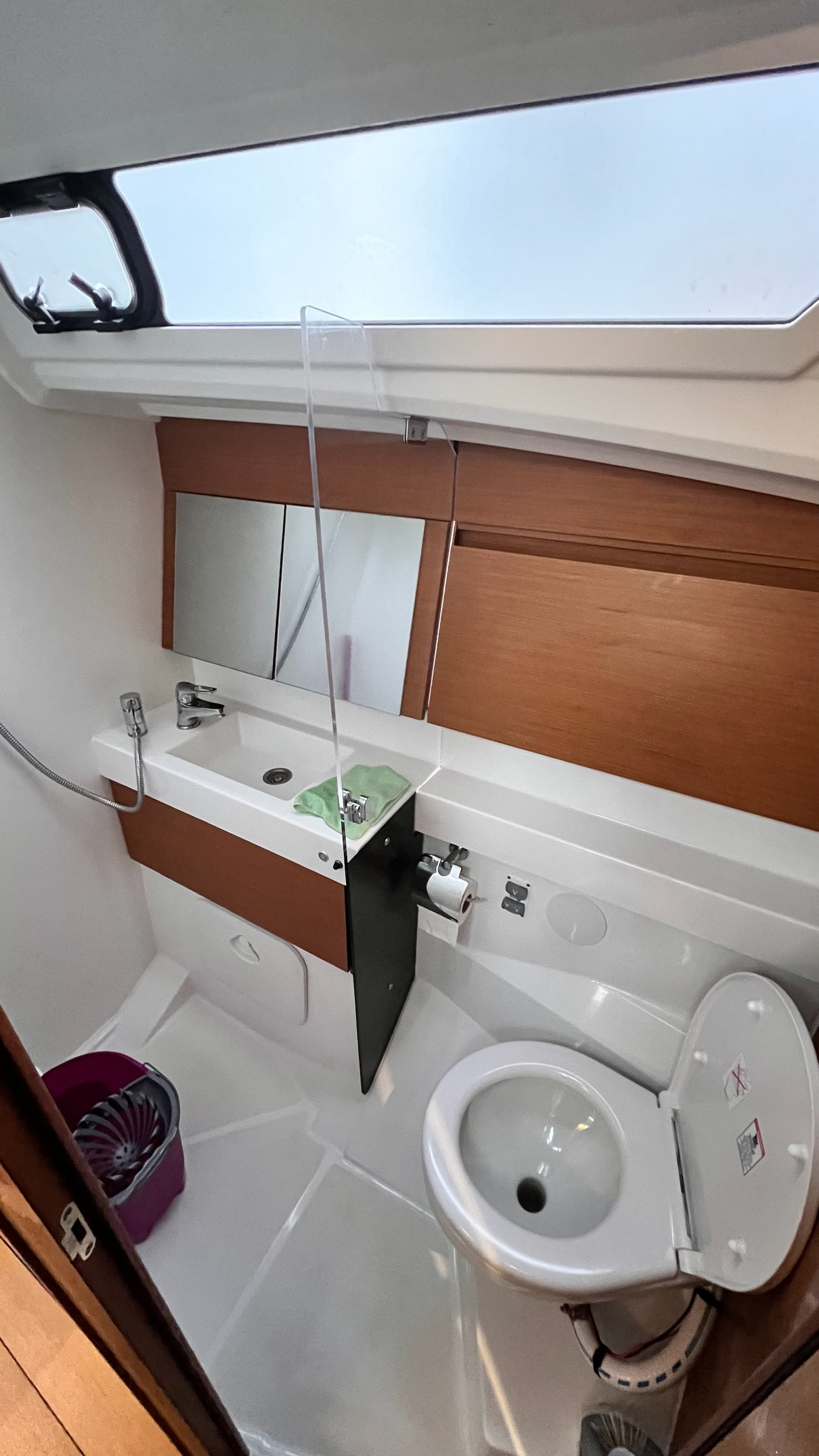 Photo #16 - Sun Odyssey 410 - 3 cab. (Pelora) in Marmaris - 40392