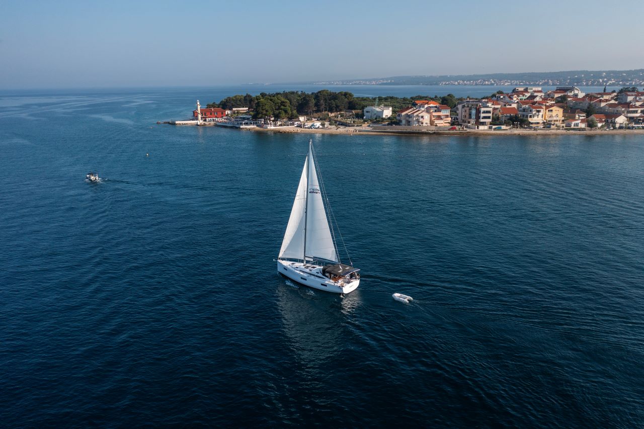 Photo #3 - Elan Impression 45 - 4 cab. (Amaretto) en Zadar - 40395