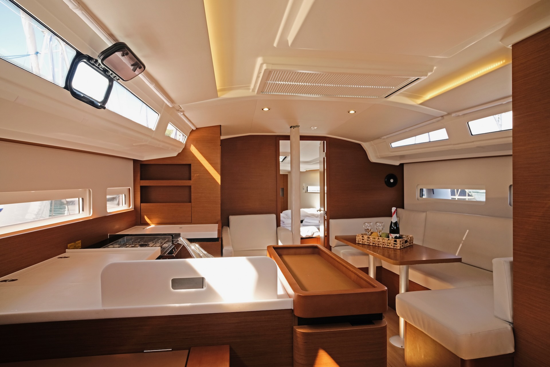 Photo #14 - Sun Odyssey 410 - 3 cab. (Bella Ciao) in Split - 40397