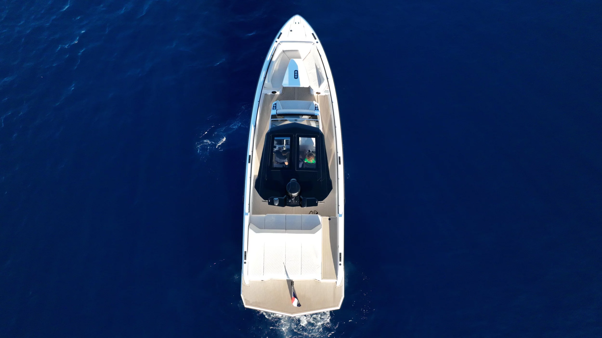 Vanquish VQ40 (Goldfinger)  - 1