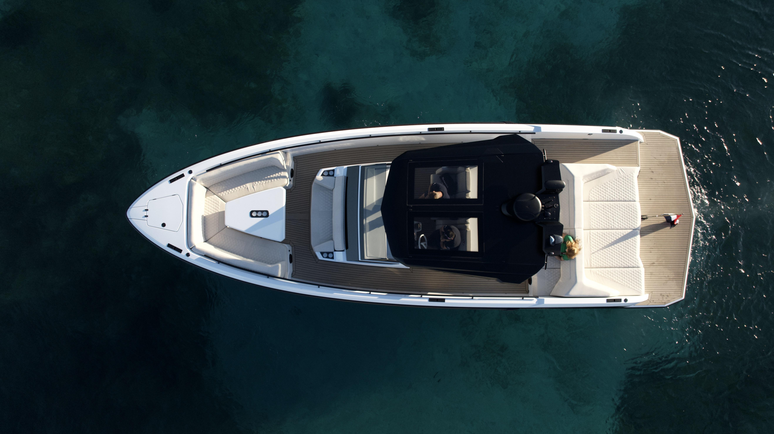 Photo #19 - Vanquish VQ40 (Goldfinger) en Golfo Aranci - 40400