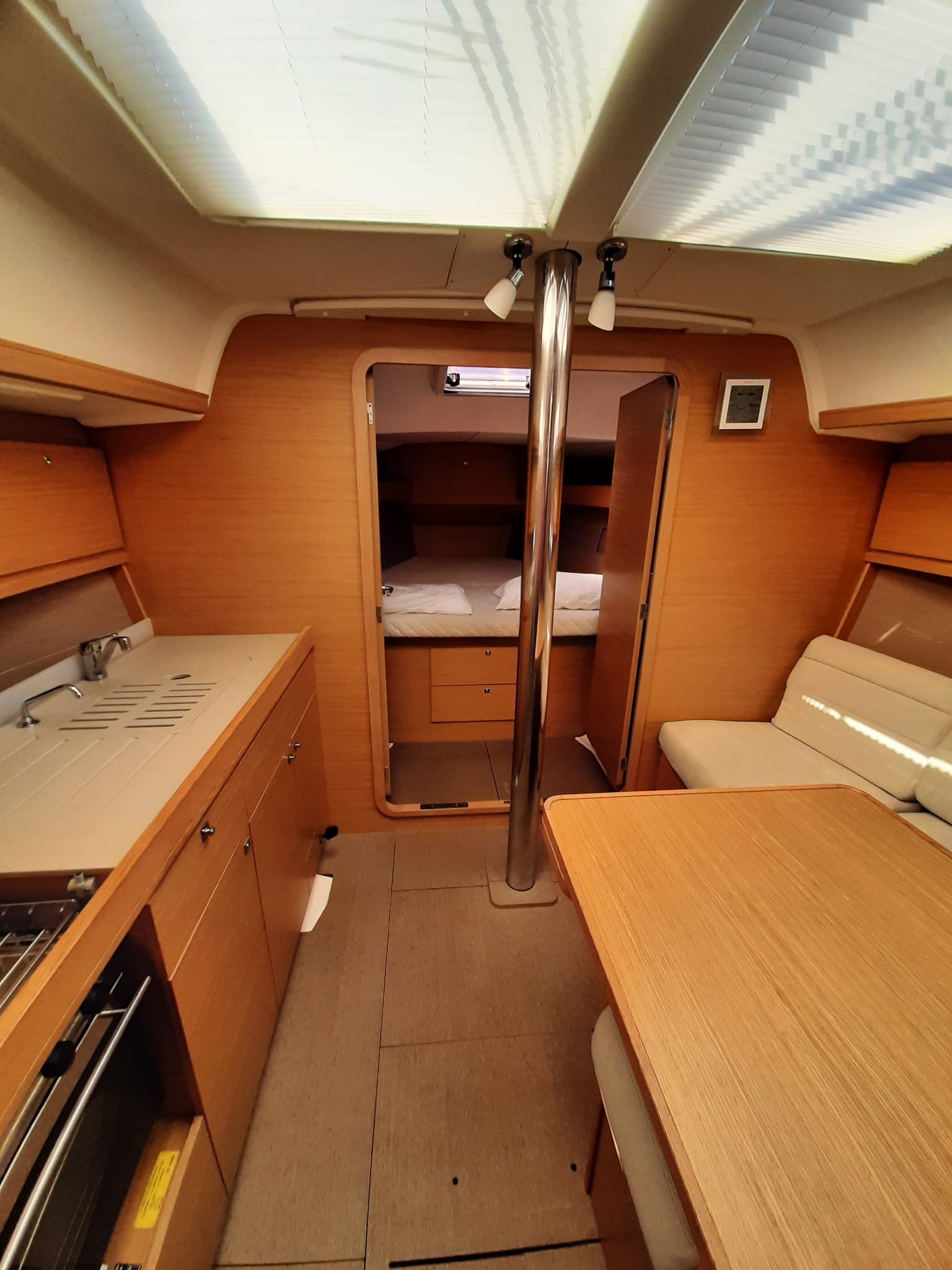 Photo #5 - Dufour 382 GL (Notus) en Portorosa - 40411