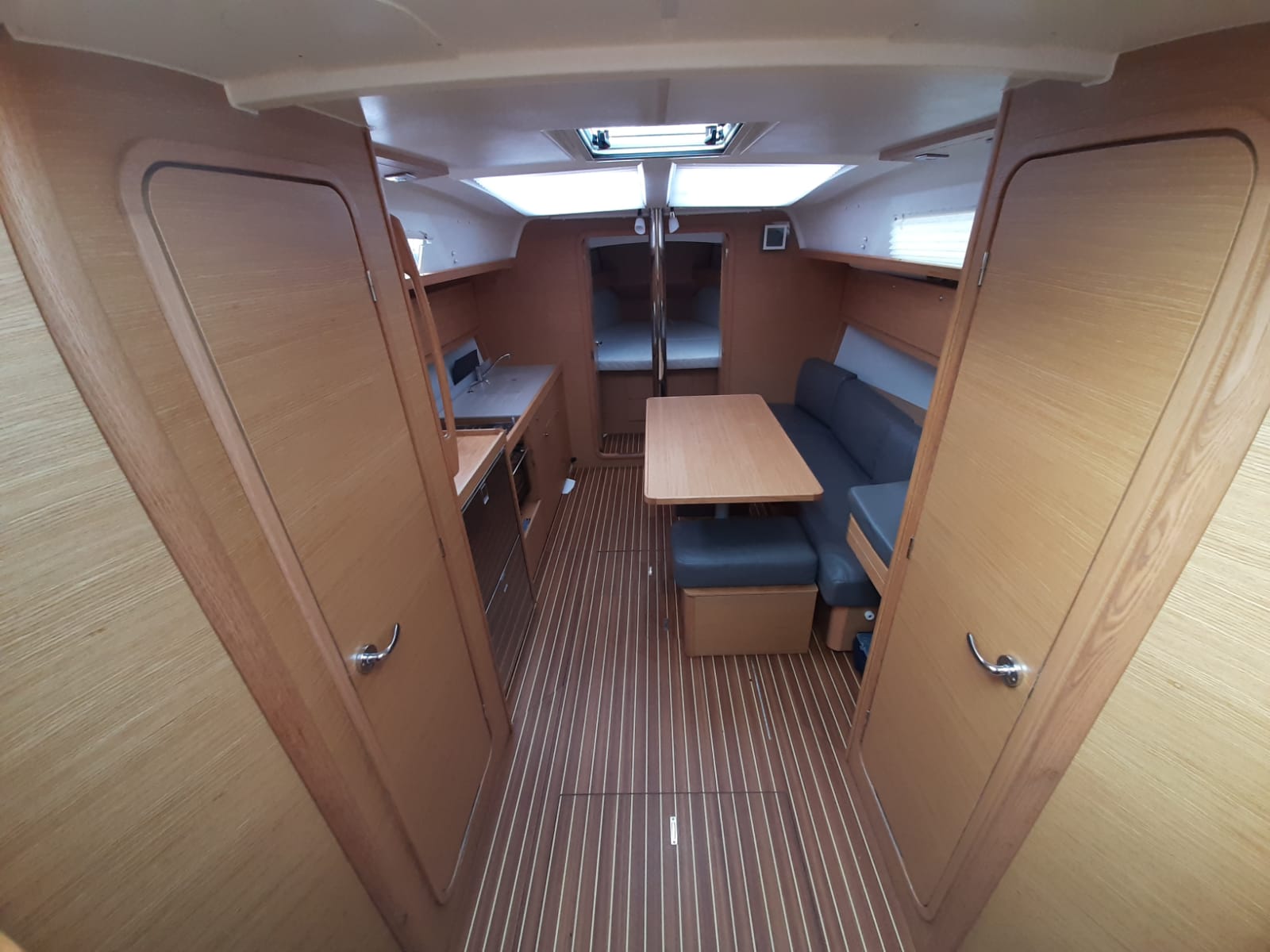 Photo #10 - Dufour 382 GL (Shira) in Portorosa - 40412