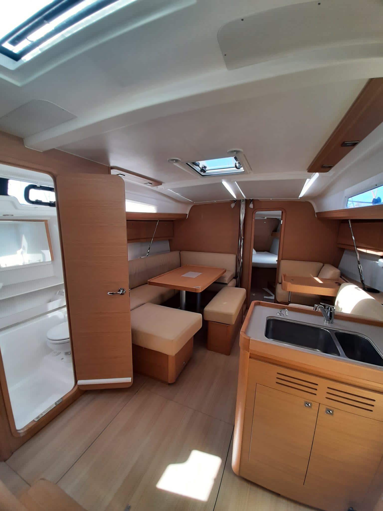 Photo #9 - Dufour 412 GL (Hedone) in Portorosa - 40418