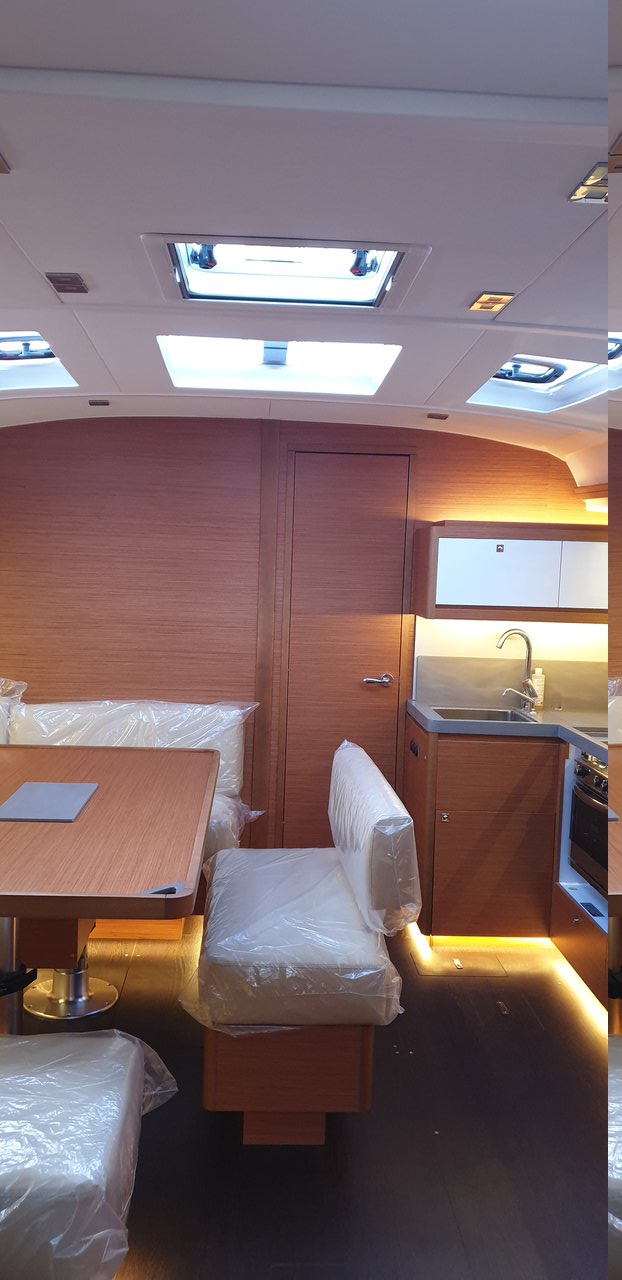 Photo #5 - Dufour 470 - 4 + 1 cab. (Valchiria) in Portorosa - 40427