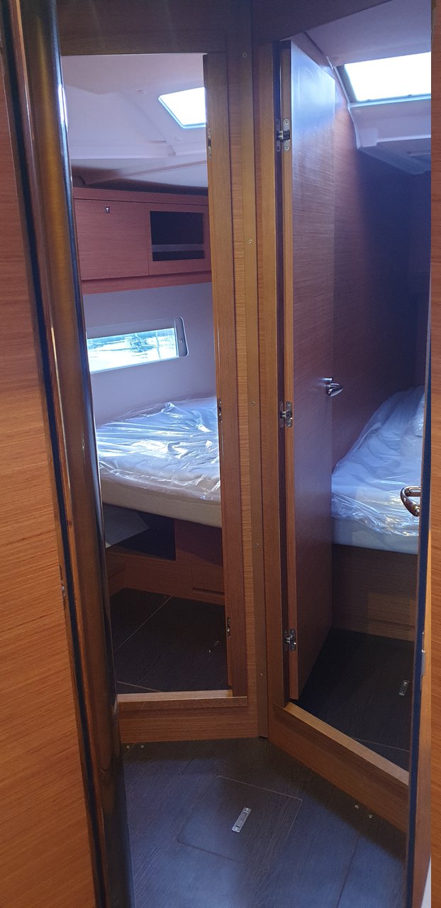 Photo #13 - Dufour 470 - 4 + 1 cab. (Valchiria) in Portorosa - 40427