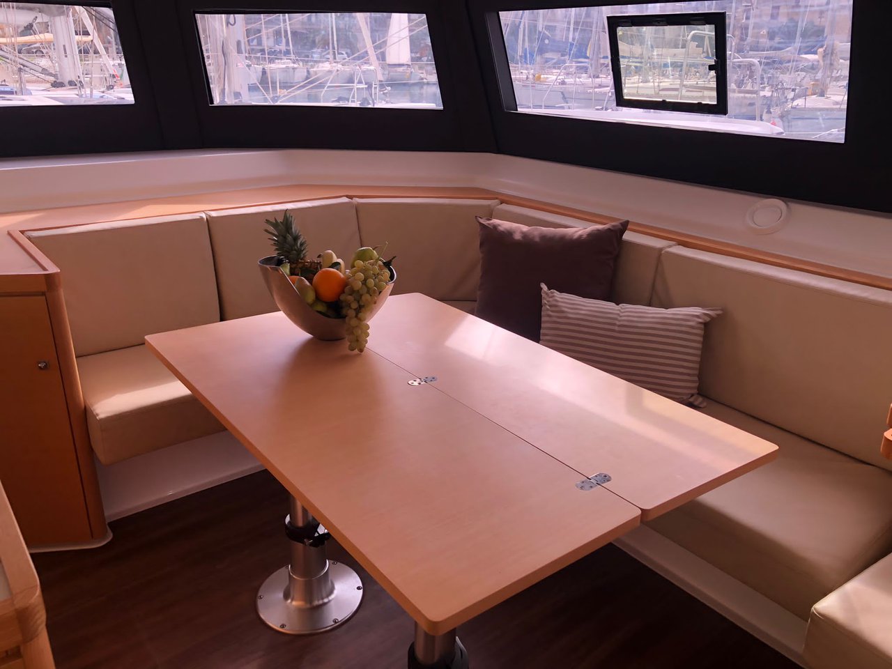 Photo #8 - Dufour 48 Catamaran - 5 + 1 cab. (Salazar) in Palermo - 40434