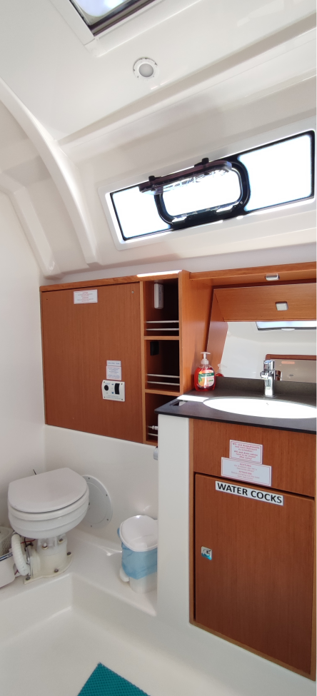 Photo #10 - Bavaria Cruiser 41 - 3 cab. (Sake) in Volos - 40435