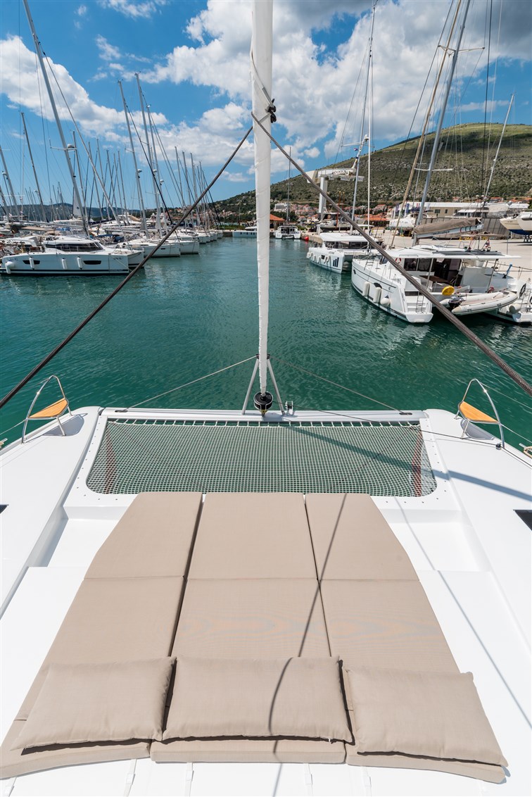 Photo #5 - Fountaine Pajot Saona 47 Quintet - 5 + 1 cab. (Sunny Wave) in Trogir - 40479