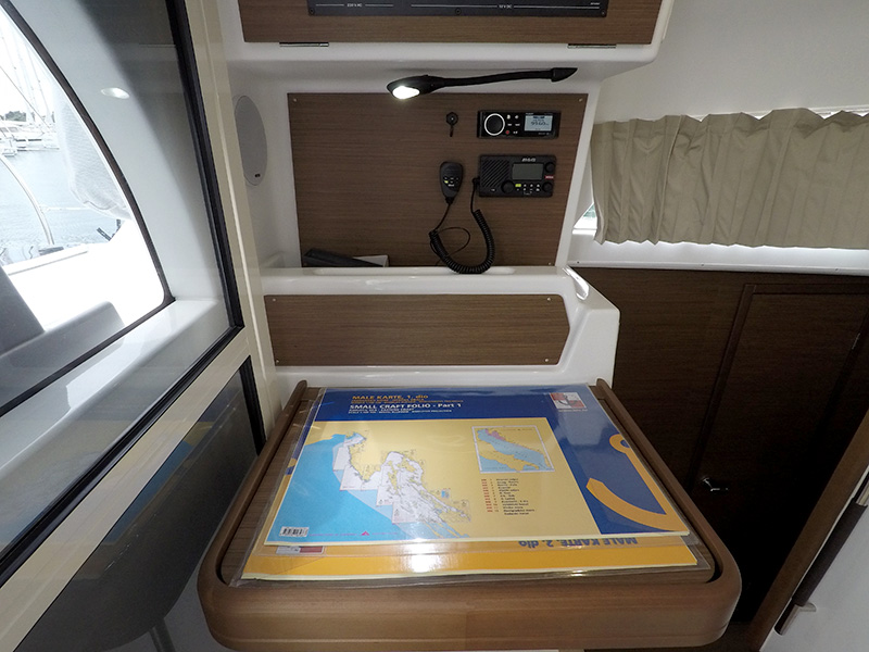 Photo #4 - Lagoon 380 - 4 + 2 cab. (Maya) in Sibenik - 40489