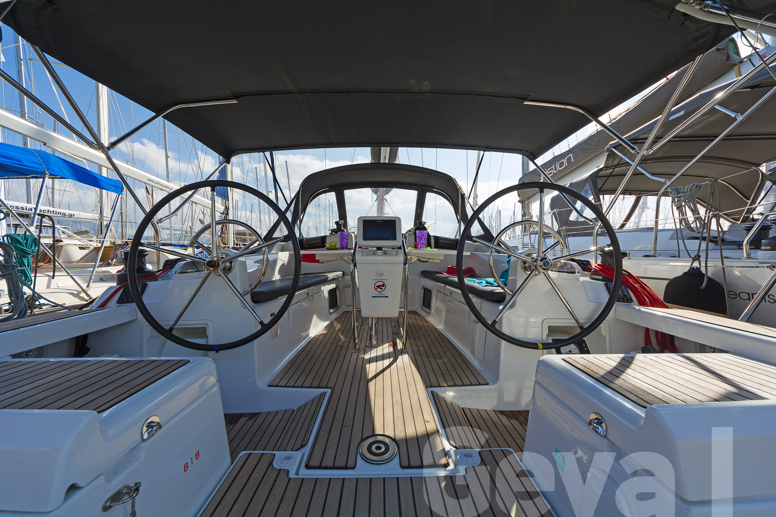 Photo #8 - Sun Odyssey 419 - 3 cab. (Geva I) in Rodi - 40493