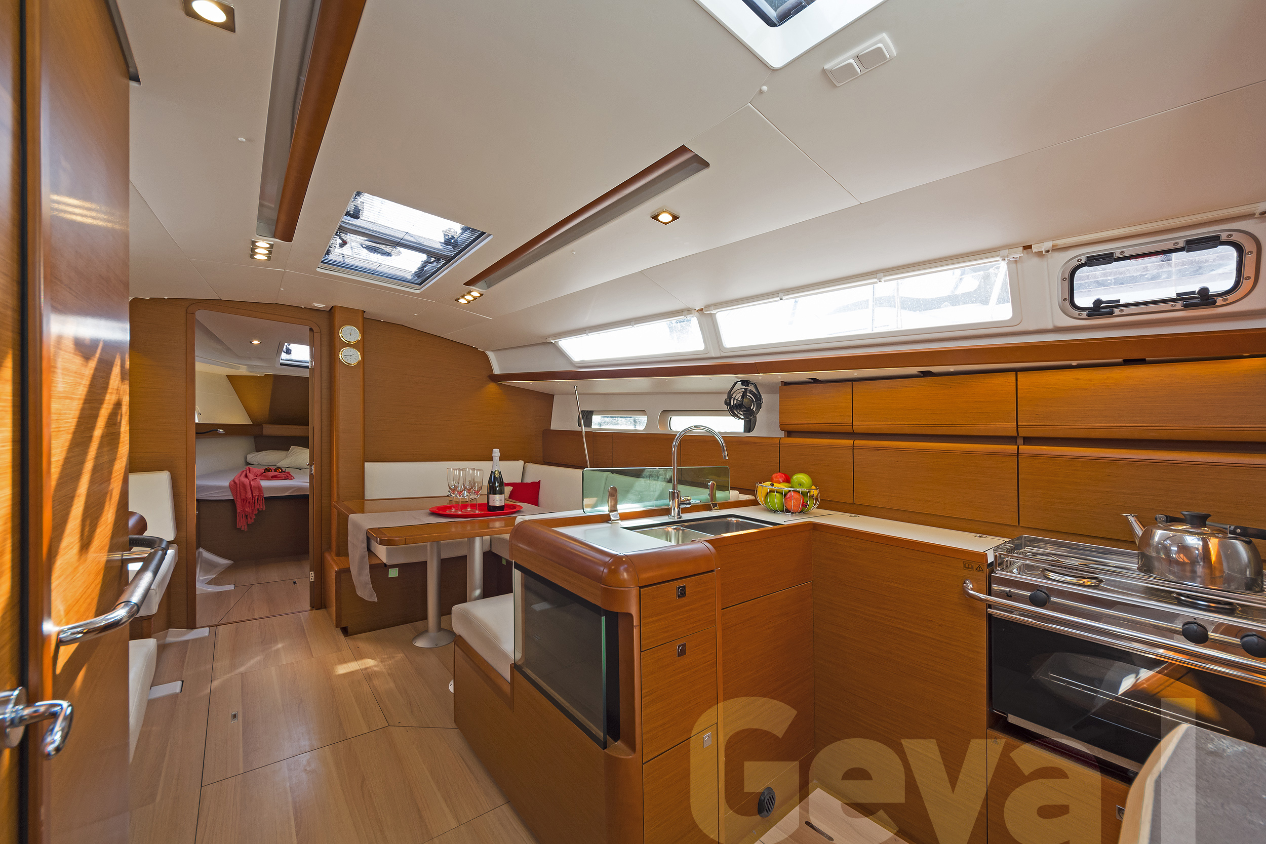 Photo #12 - Sun Odyssey 419 - 3 cab. (Geva I) in Rodi - 40493