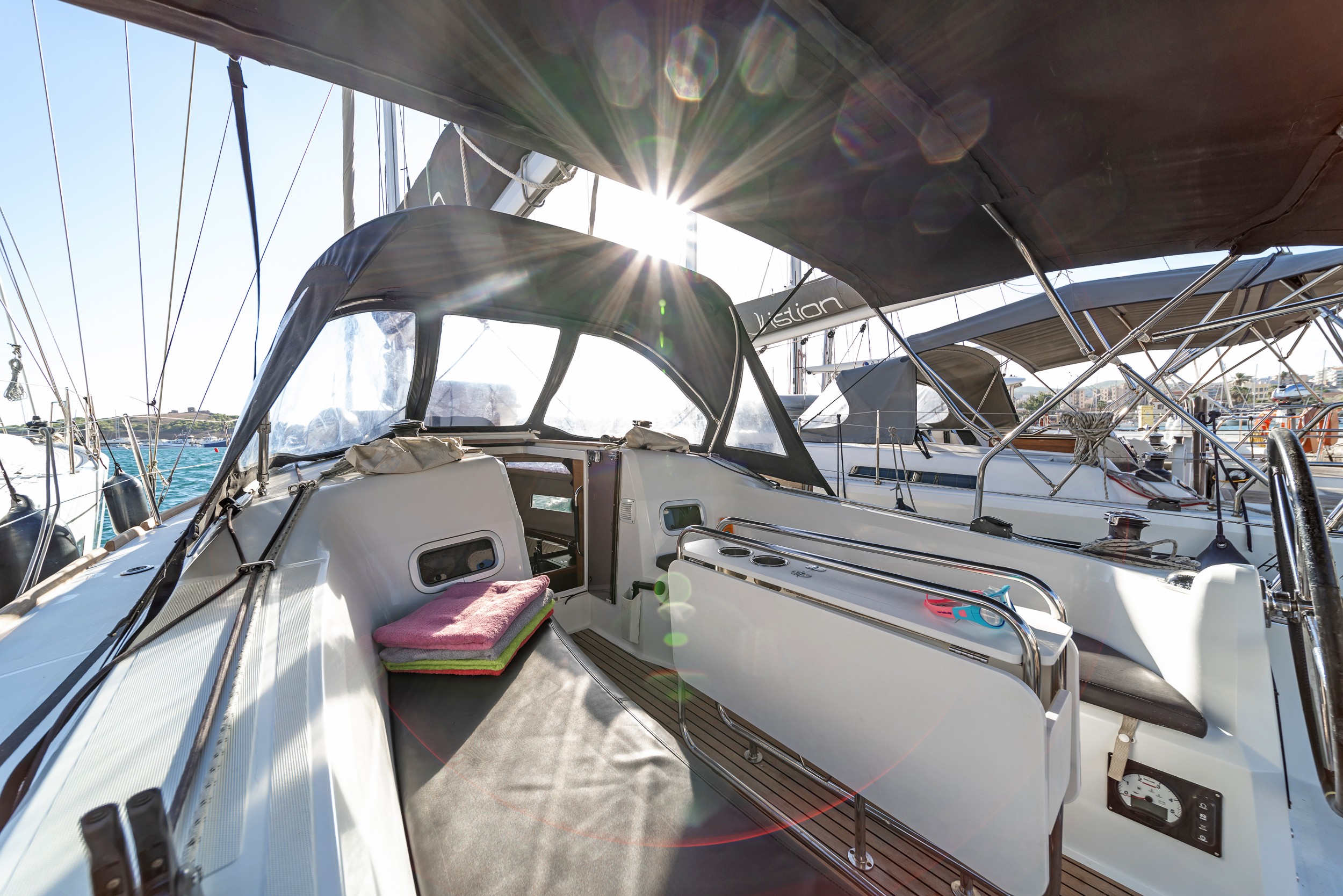 Photo #12 - Sun Odyssey 349 (Agios Nikolaos) en Lavrion - 40498