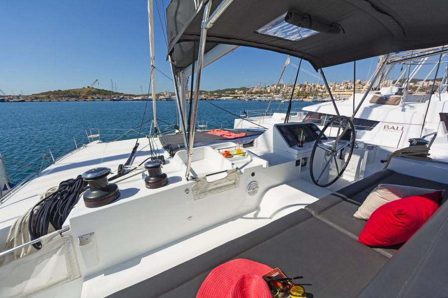 Photo #17 - Lagoon 450 F - 4 + 2 cab. (Maria) in Lavrion - 40501