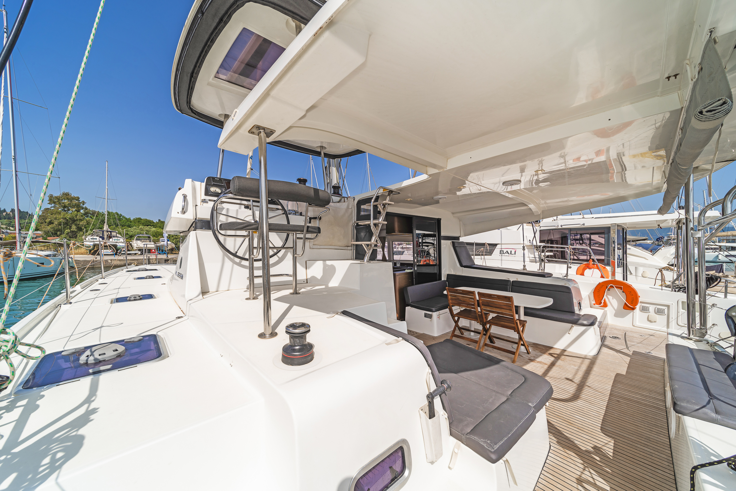 Photo #8 - Lagoon 42 - 4 + 2 cab. (Equilibrium) in Korfu - 40504