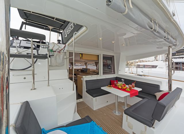 Photo #18 - Lagoon 400 S2 - 4 + 2 cab. (Libre) en Lavrion - 40506
